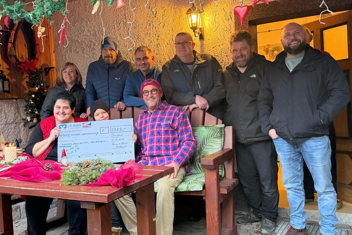 Spende 2222 Euro / Ronny Spaniol